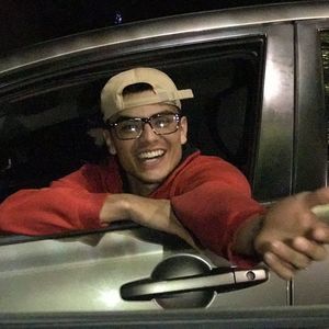 Meet your Posher, Miguel